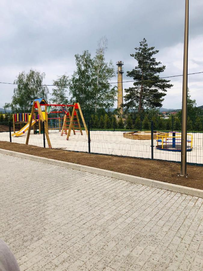 Apartament Happiness Jelenia Góra Buitenkant foto