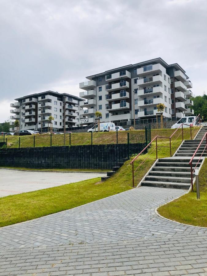 Apartament Happiness Jelenia Góra Buitenkant foto